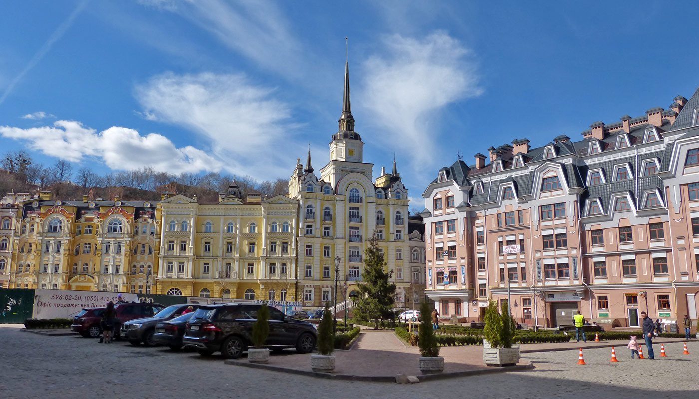 Киев, Воздвиженская улица, 22Б; Кожемяцкая улица, 18; Кожемяцкая улица, 20; Кожемяцкая улица, 20А