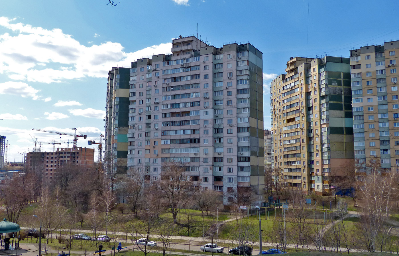 Киев, Улица Натальи Ужвий, 9