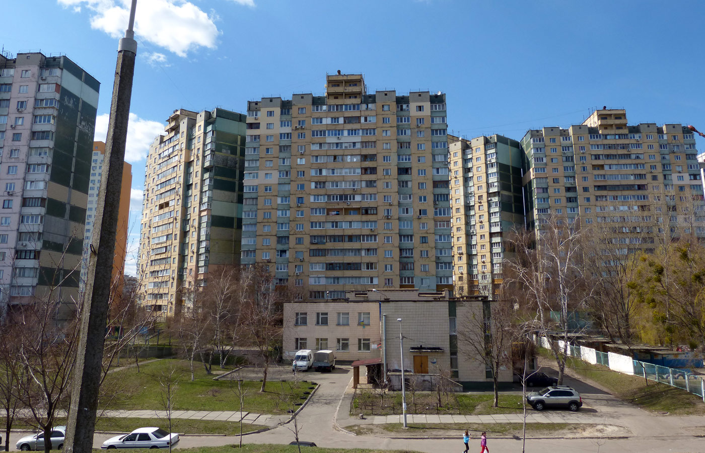 Kyiv, Улица Натальи Ужвий, 7; Улица Натальи Ужвий, 5; Мостицкая улица, 20