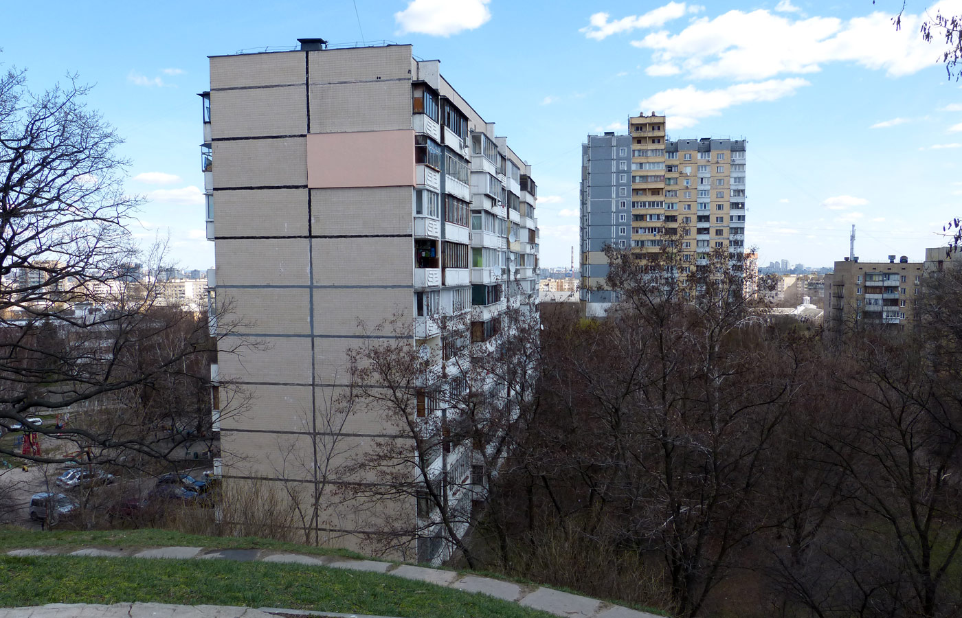 Киев, Мостицкая улица, 26