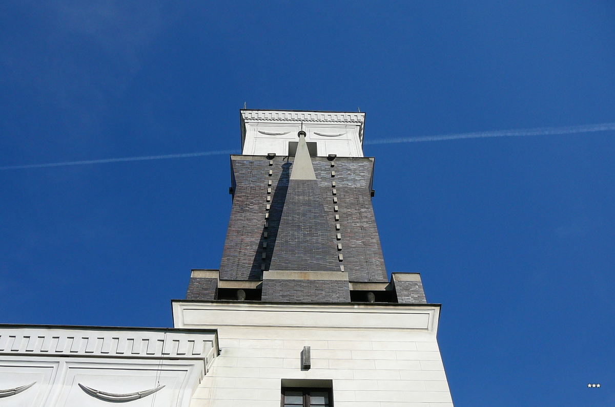 Прага, Náměstí Jiřího z Poděbrad