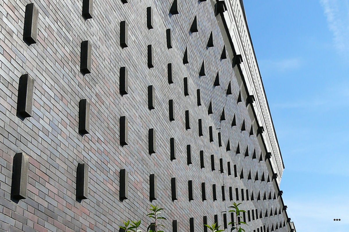 Прага, Náměstí Jiřího z Poděbrad