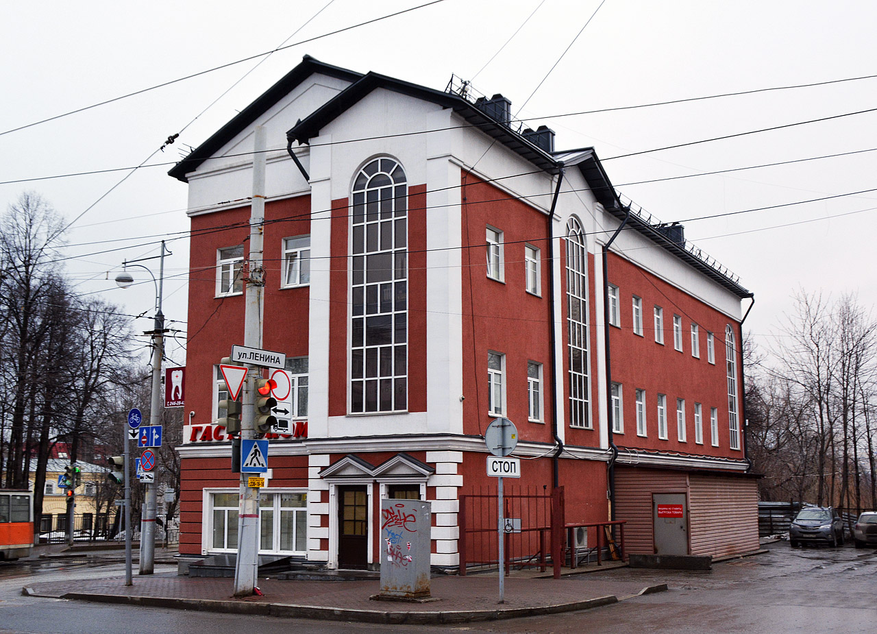 Пермь, Улица Ленина, 18