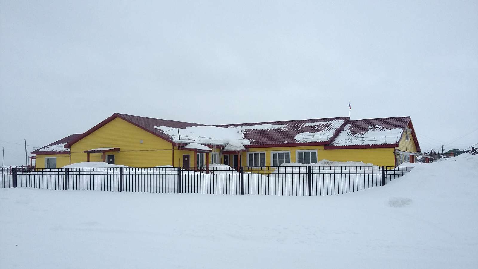 Тельвиска, Школьная улица, 11