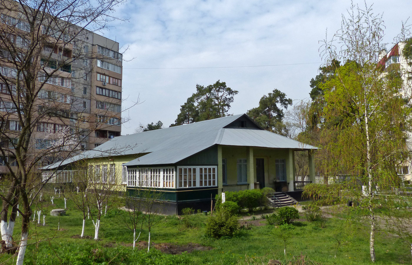 Украинка, Сосновая улица, 3