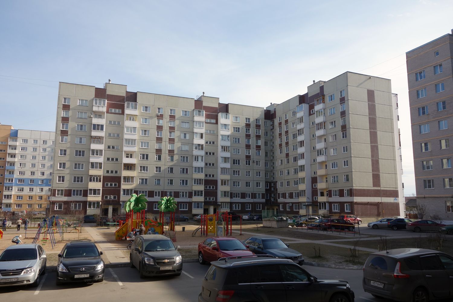 Великий Новгород, Волотовская улица, 12