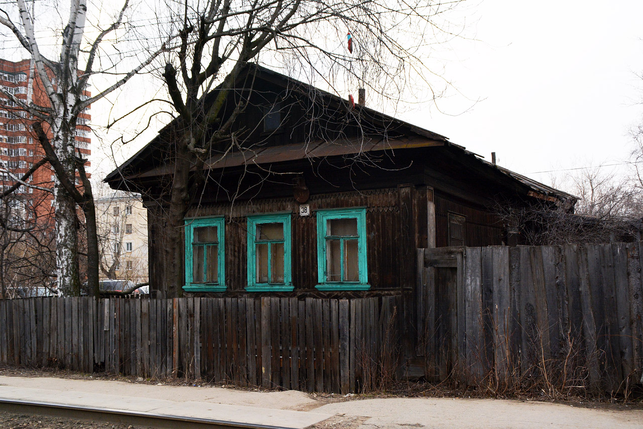 Пермь, Улица Крылова, 38