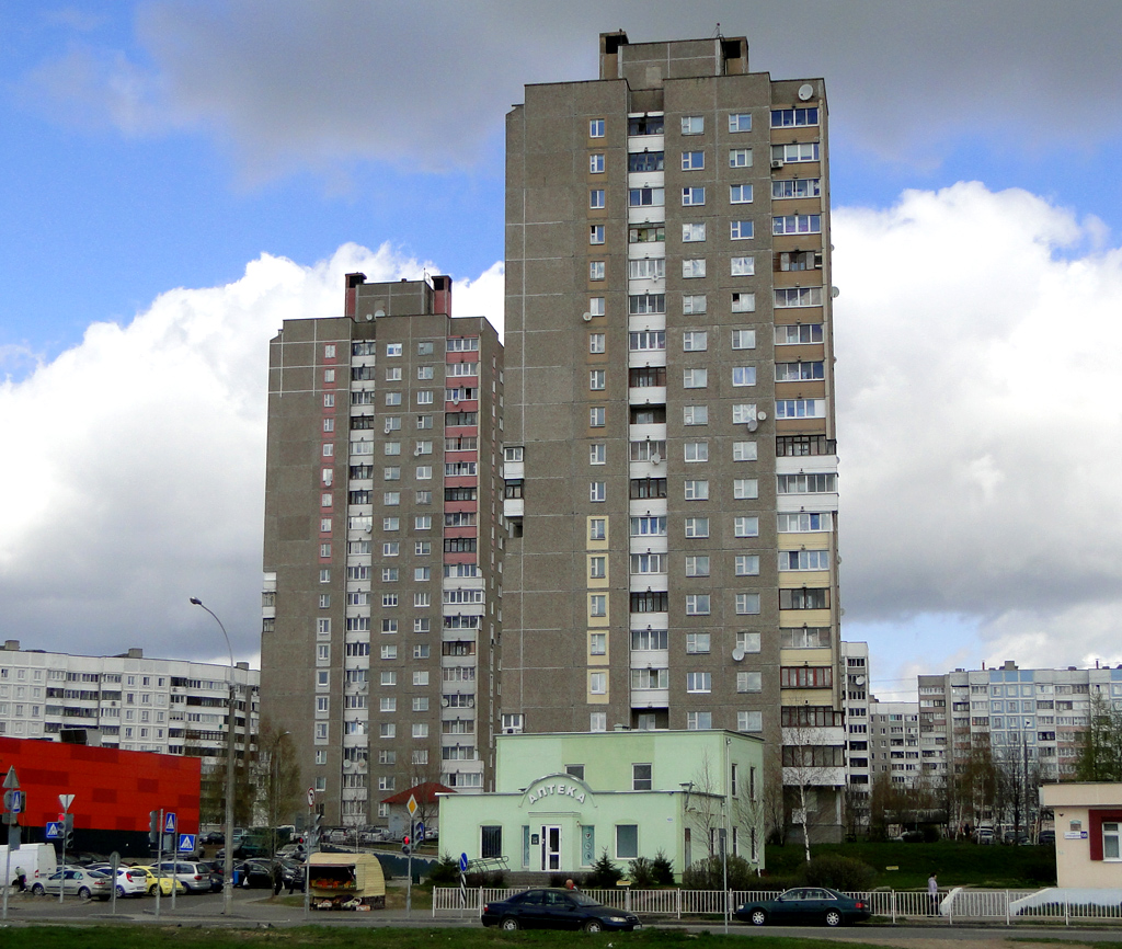 Минск, Улица Космонавтов, 47; Улица Космонавтов, 43; Слободская улица, 133