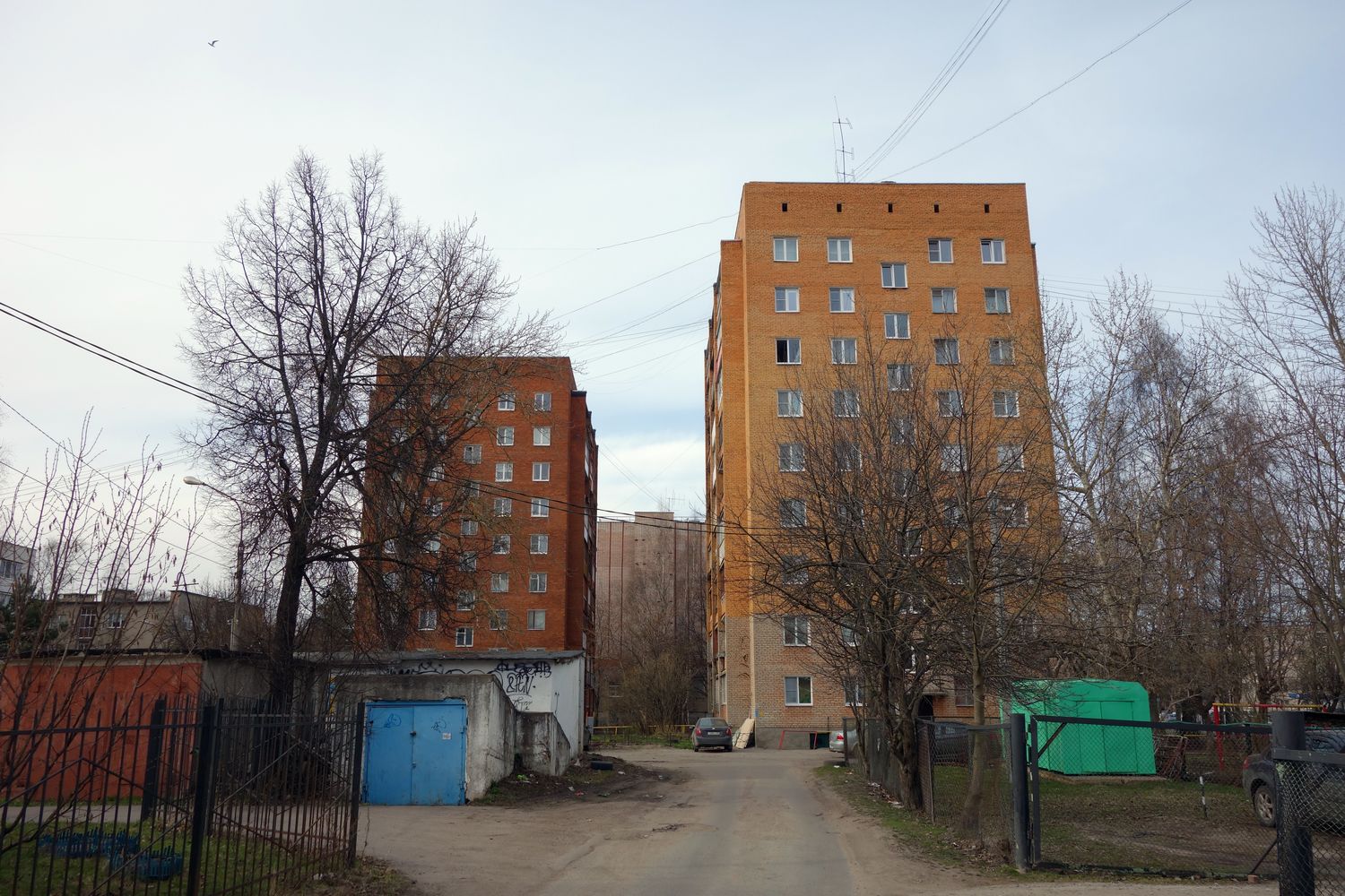 Великий Новгород, Десятинная улица, 10; Десятинная улица, 8