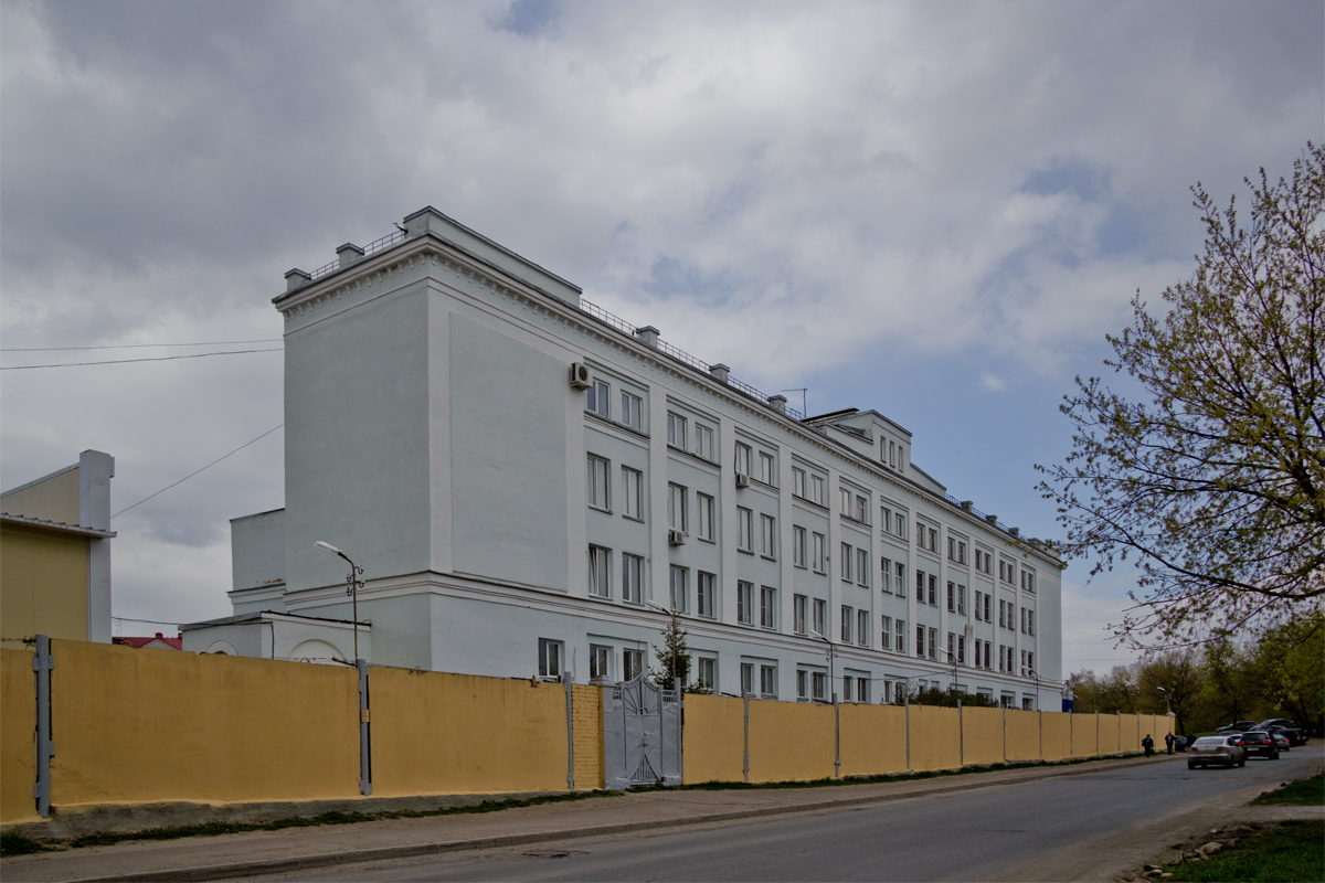 Казань, Улица Масгута Латыпова, 60