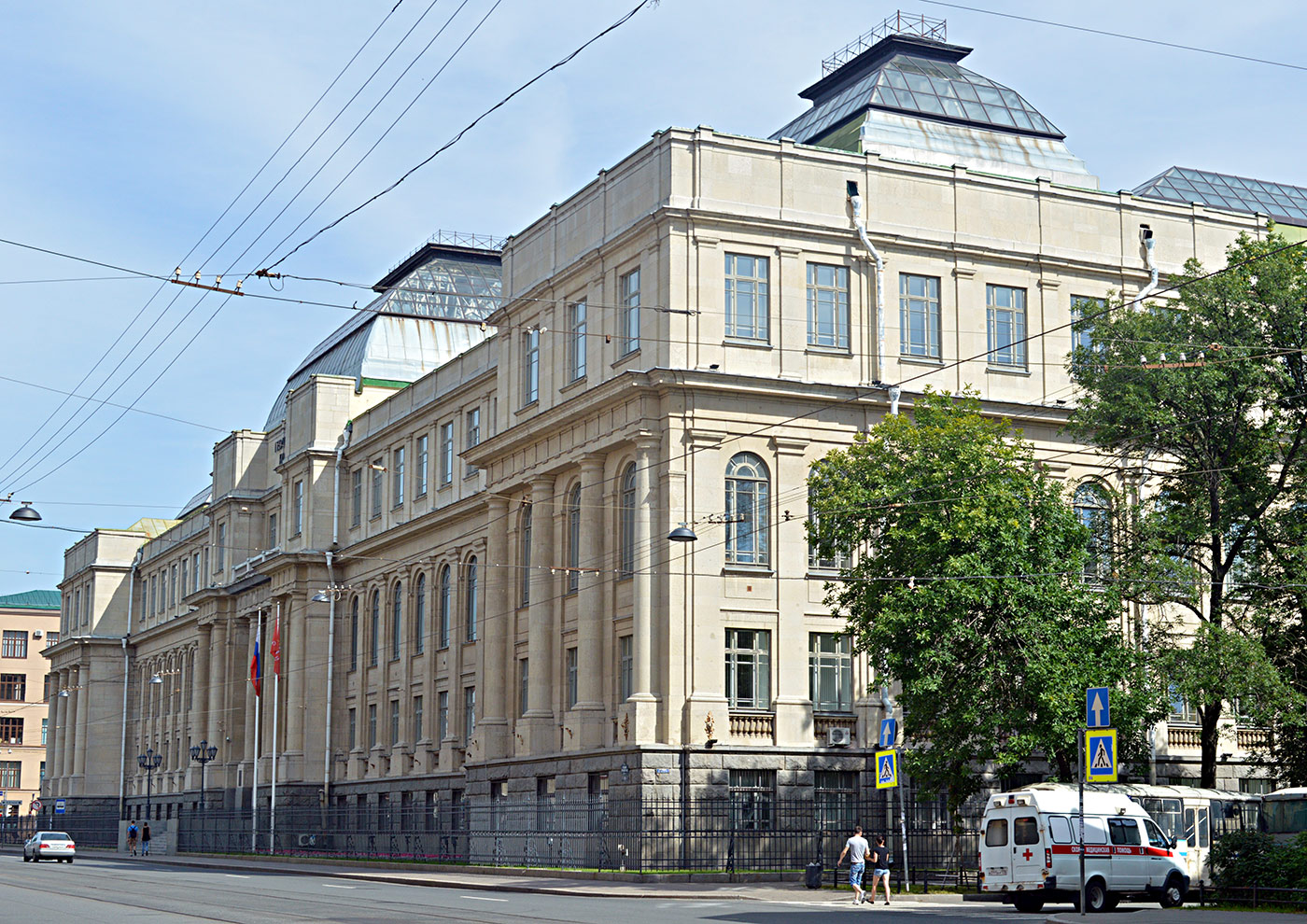 Petersburg, Средний проспект В. О., 74