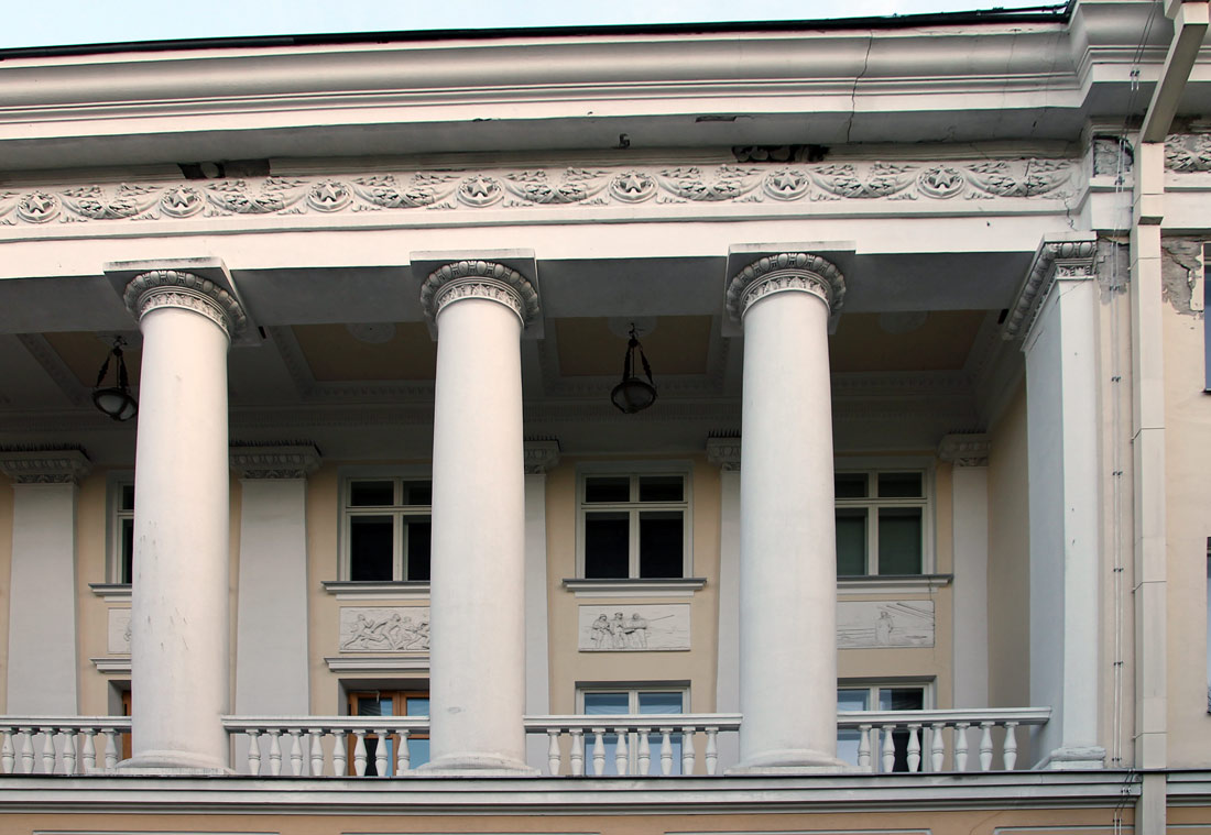 Tallinn, Mere puiestee, 5
