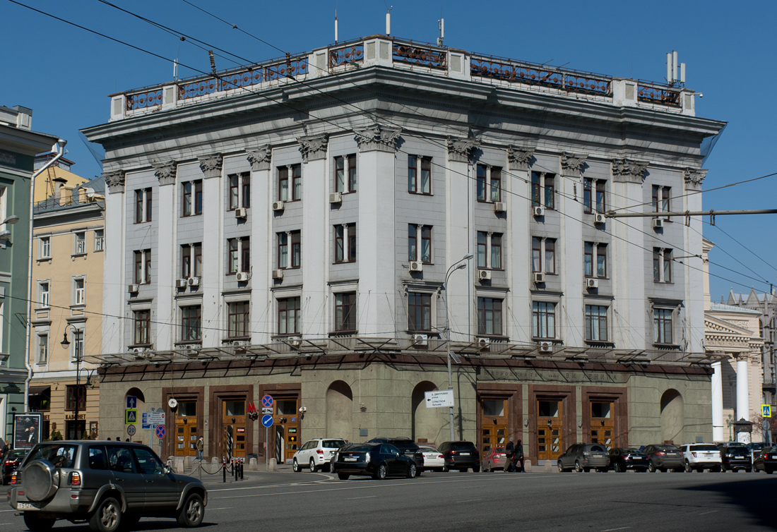 Москва, Улица Охотный Ряд, 5 / Улица Большая Дмитровка, 2