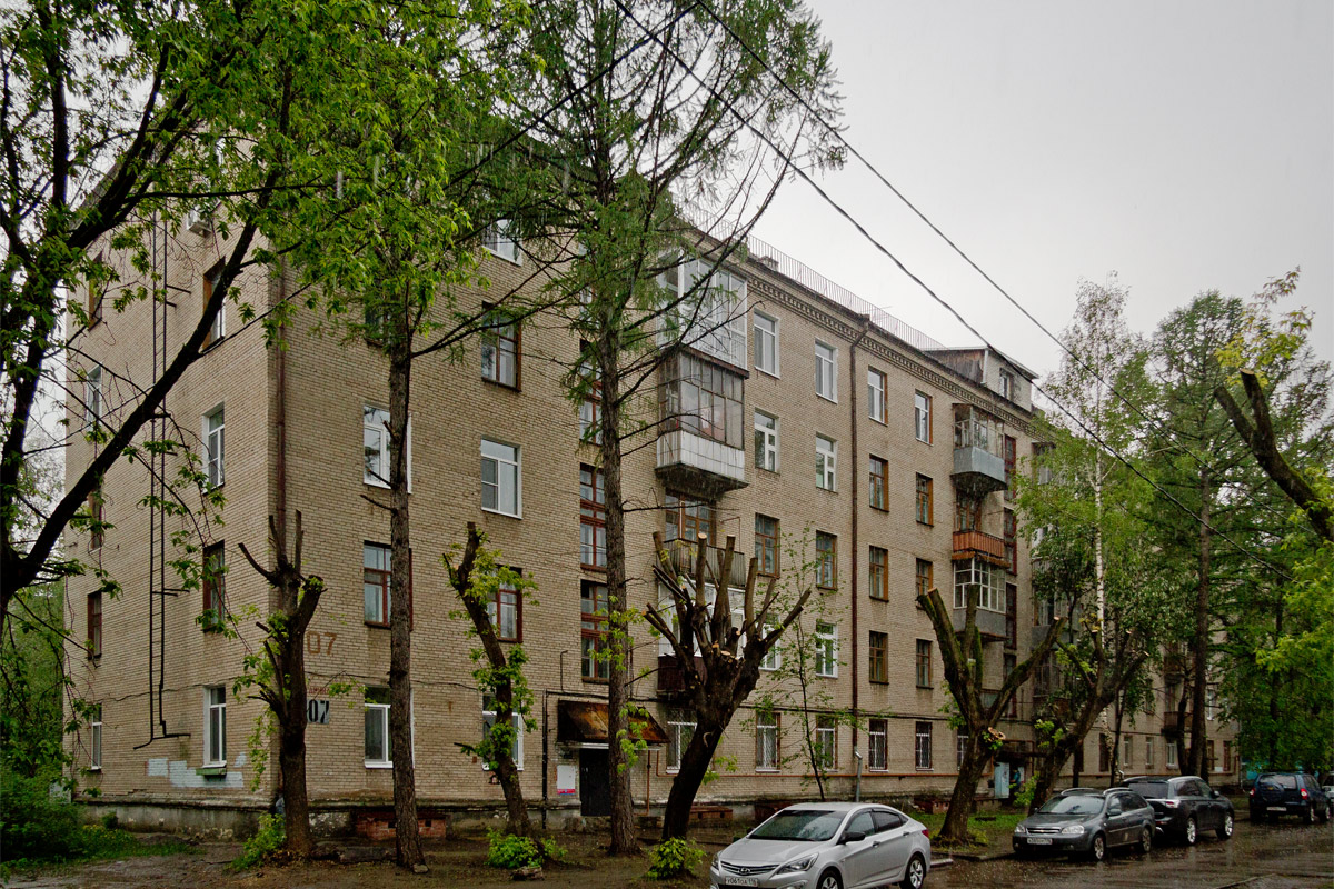 Казань, Улица Гагарина, 107