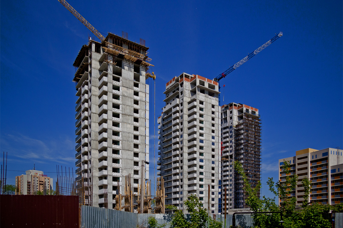 Казань, Комсомольская улица, 1 корп. 1; Комсомольская улица, 1 корп. 2; Комсомольская улица, 1 корп. 3