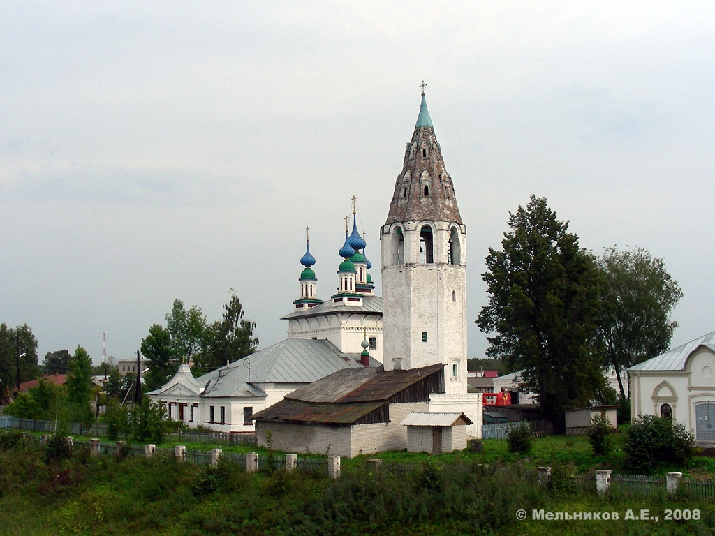 Лух, Советская площадь, 1 (колокольня)