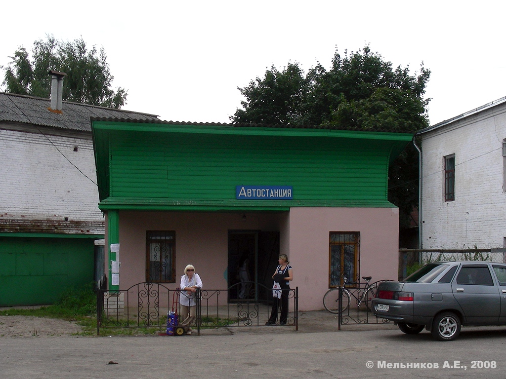 Лух, Улица Островского, ?
