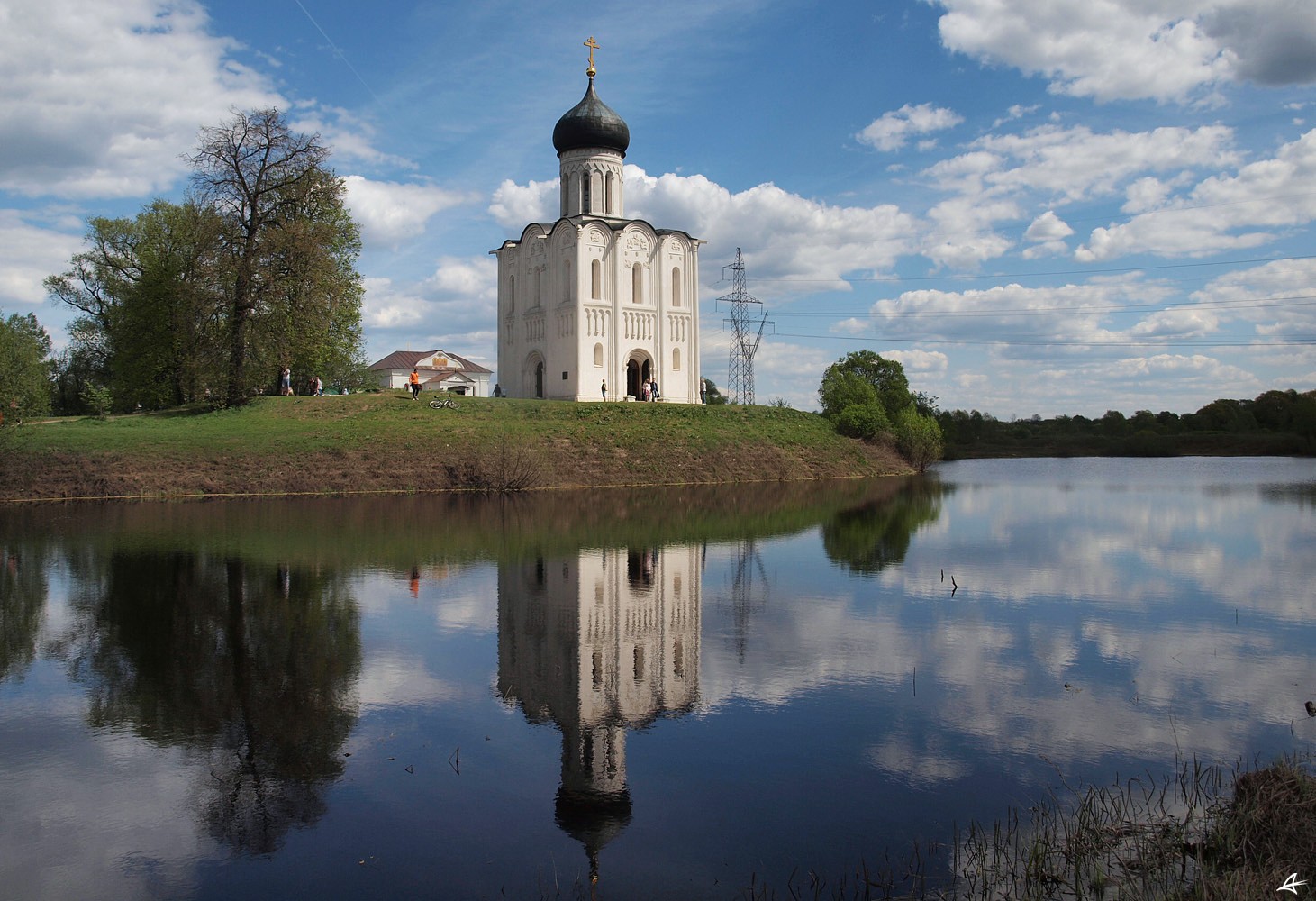 Suzdalsky District,other localities, пос. Боголюбово, церковь Покрова на Нерли