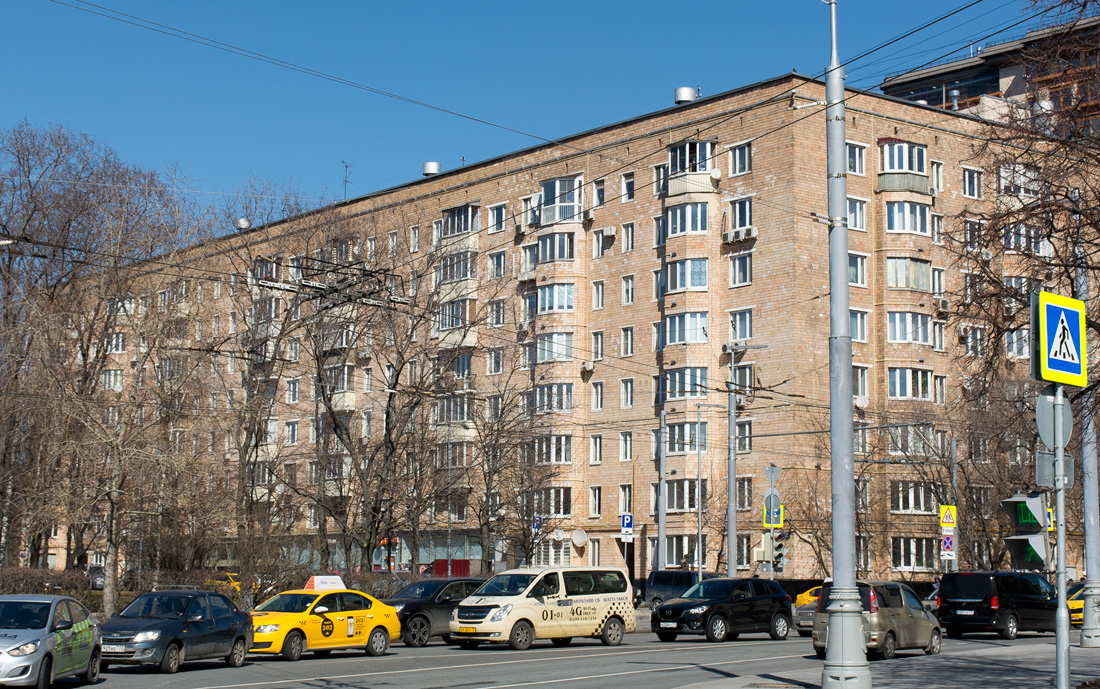 Москва, Новодевичий проезд, 2