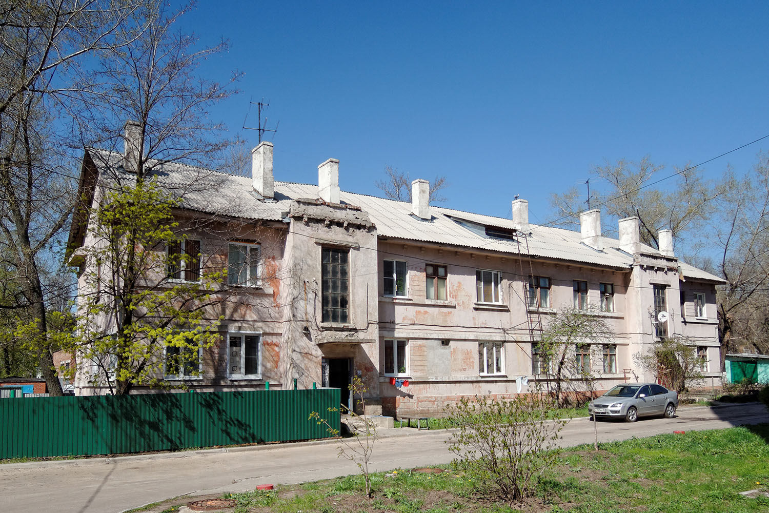 Воронеж, Ленинградская улица, 104А