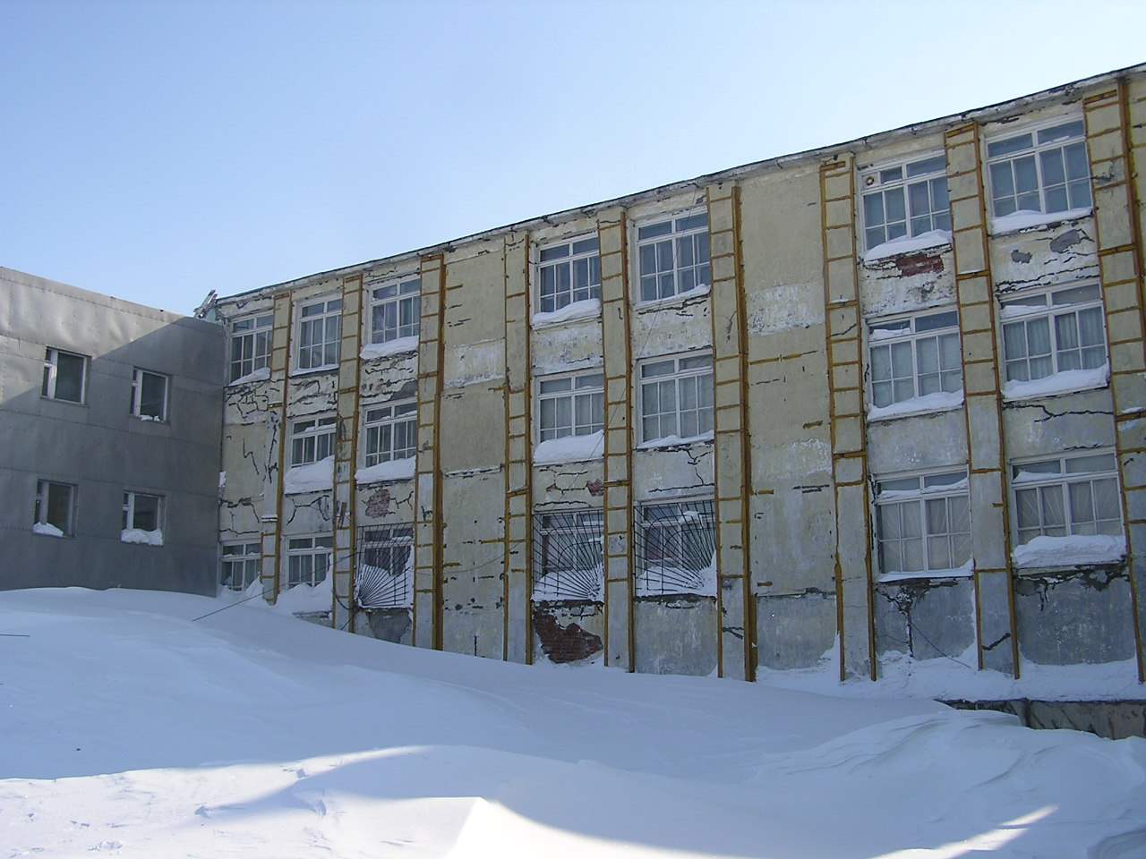 Амдерма, Полярная улица, 5