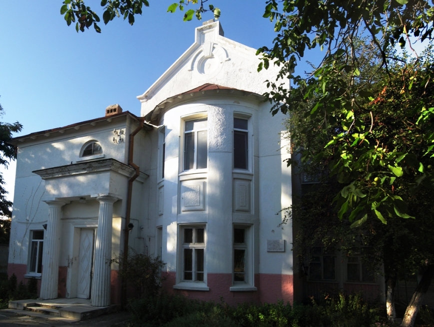 Одесса, Французький бульвар, 17а / госпітальний провулок, 4