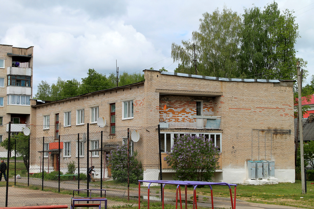 Rossony, Улица Ленина, 12