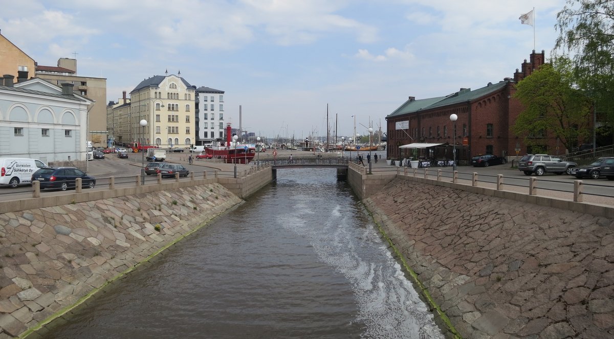 Хельсинки, Meritullinkatu, 1; Kanavaranta, 3