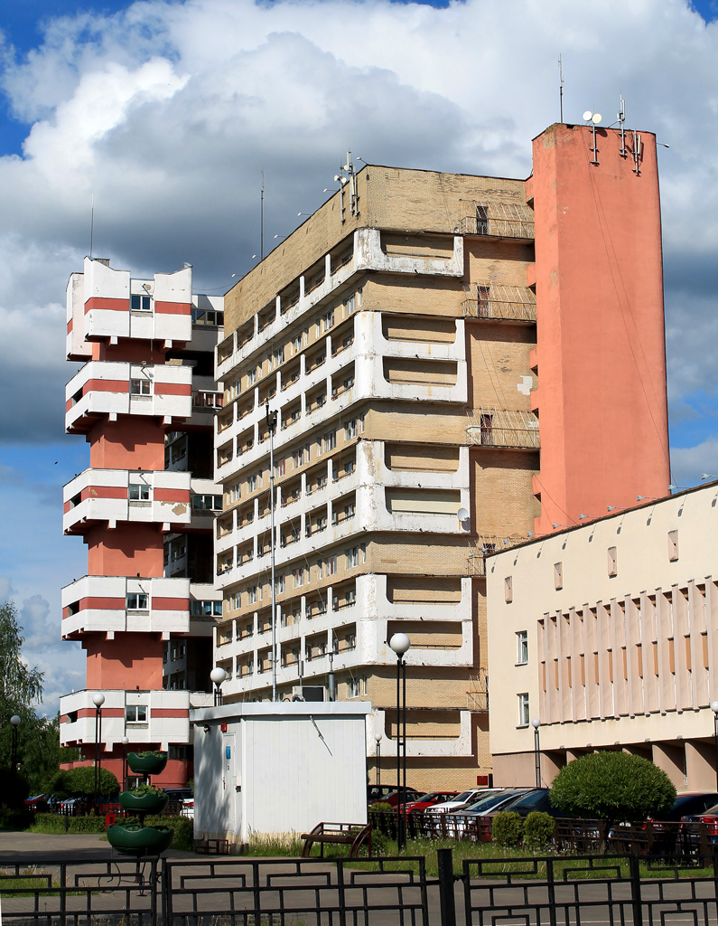 Новополоцк, Молодёжная улица, 49Б