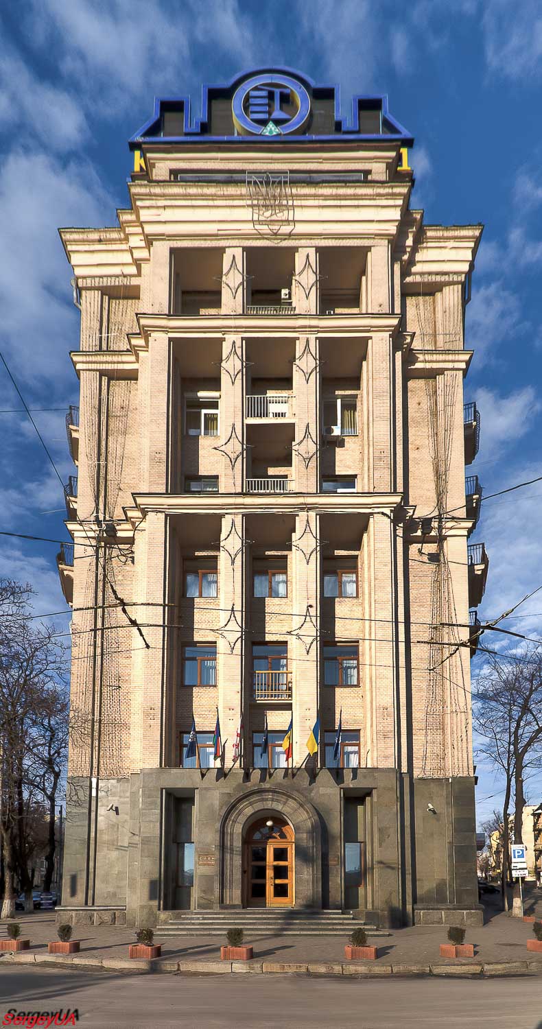Киев, Софиевская улица, 2 / Малая Житомирская улица, 1