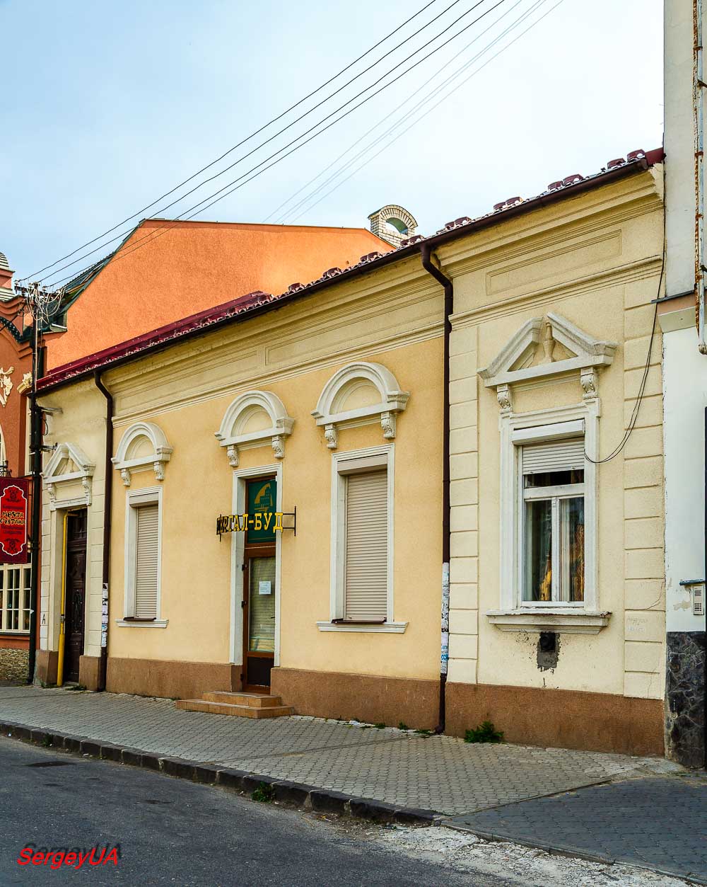 Ужгород, Православная набережная, 3