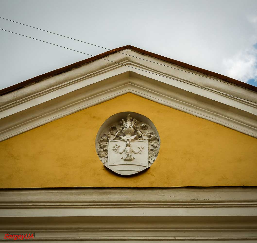 Ужгород, Жупанатская площадь, 3