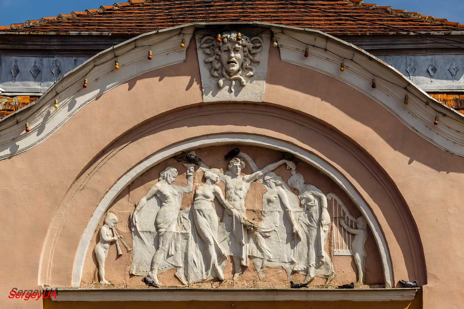Ужгород, Театральная площадь, 5