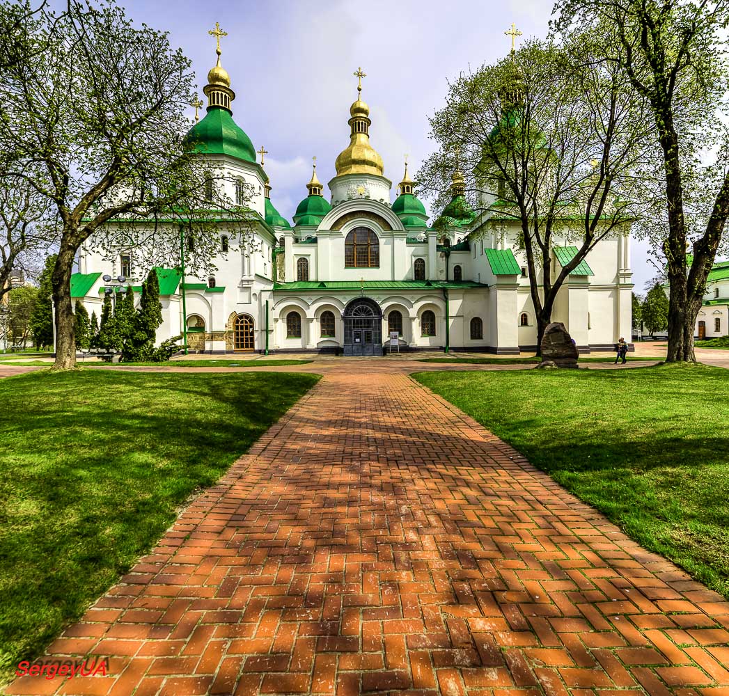 Киев, Владимирская улица, 24
