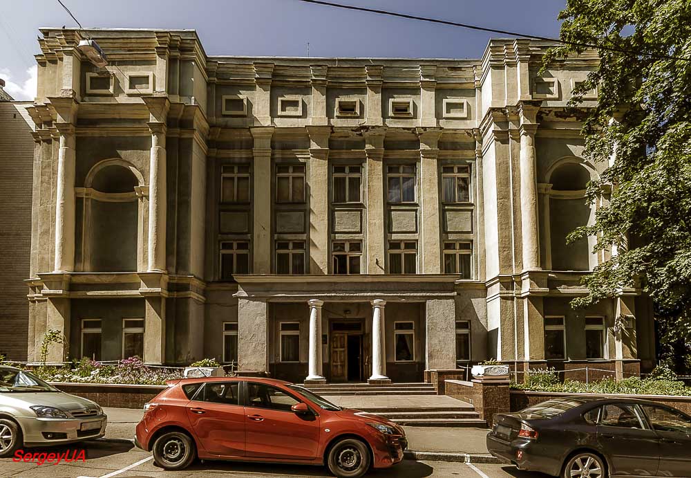 Киев, Улица Дарвина, 2