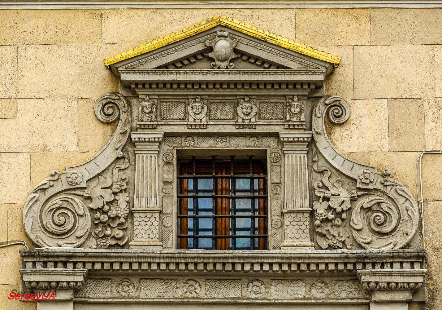Lviv, Площадь Рынок, 21