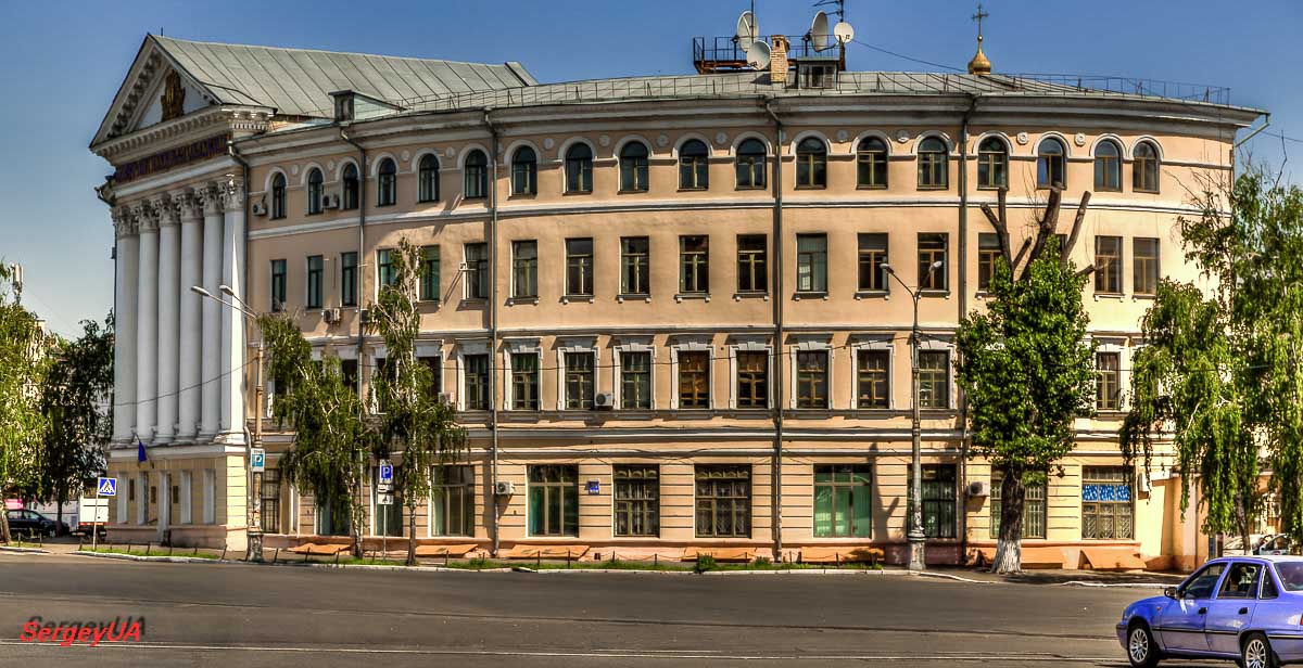 Киев, Контрактовая площадь, 4