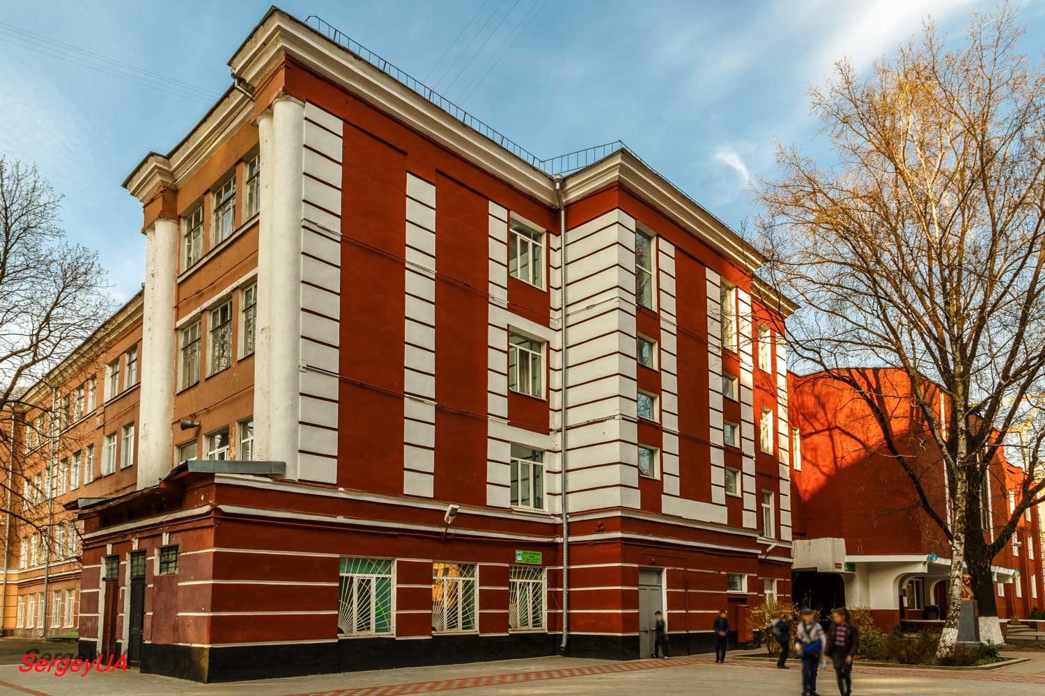 Kyiv, Улица Панаса Мирного, 24