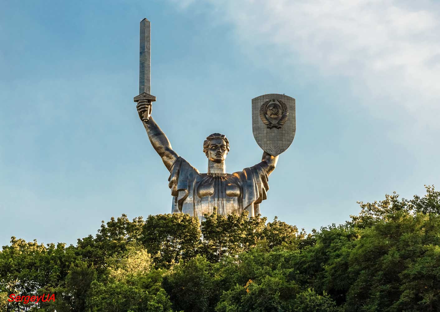 Киев, Лаврская улица, 24