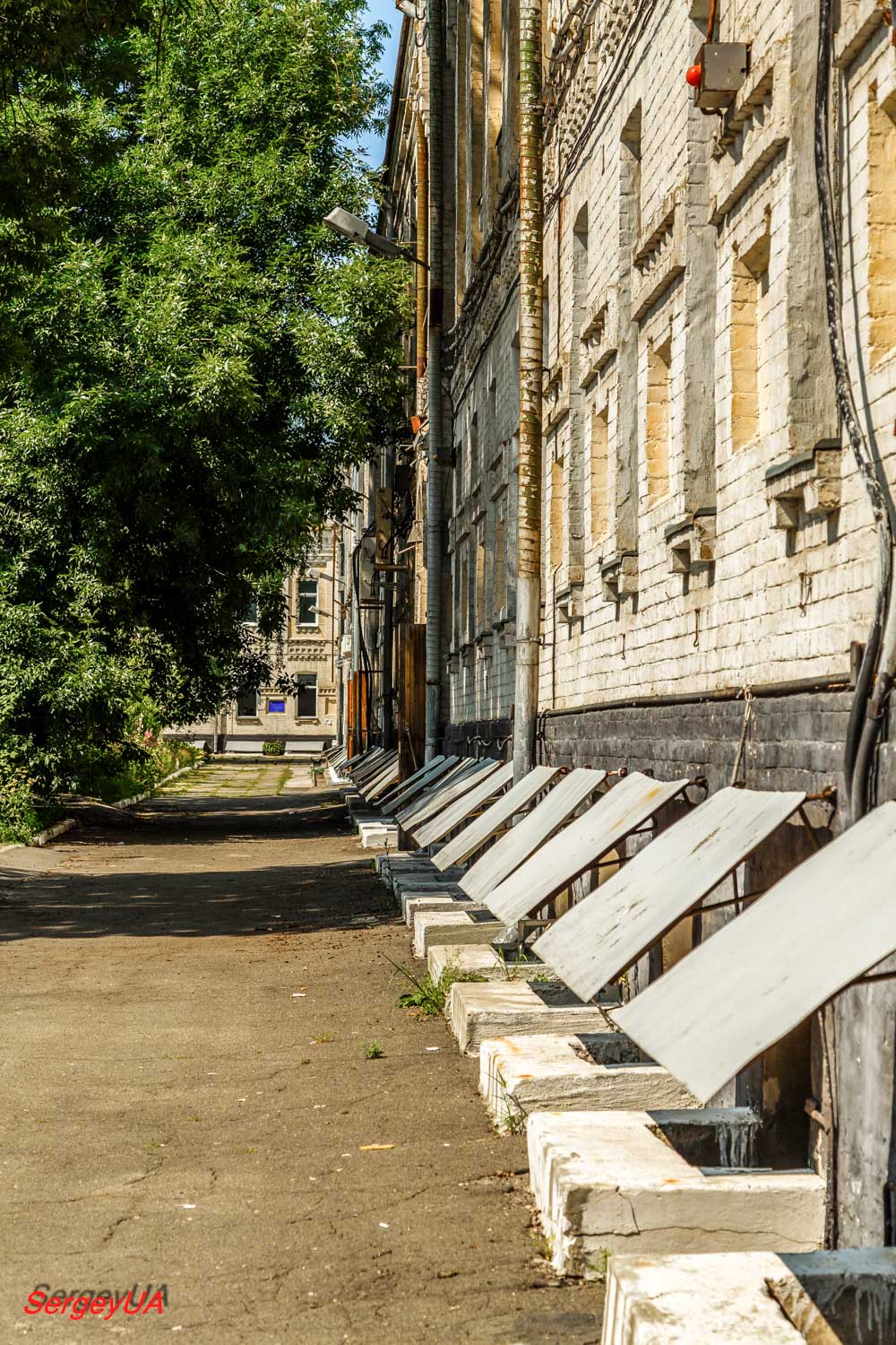 Киев, Лаврская улица, 9 корп. 19