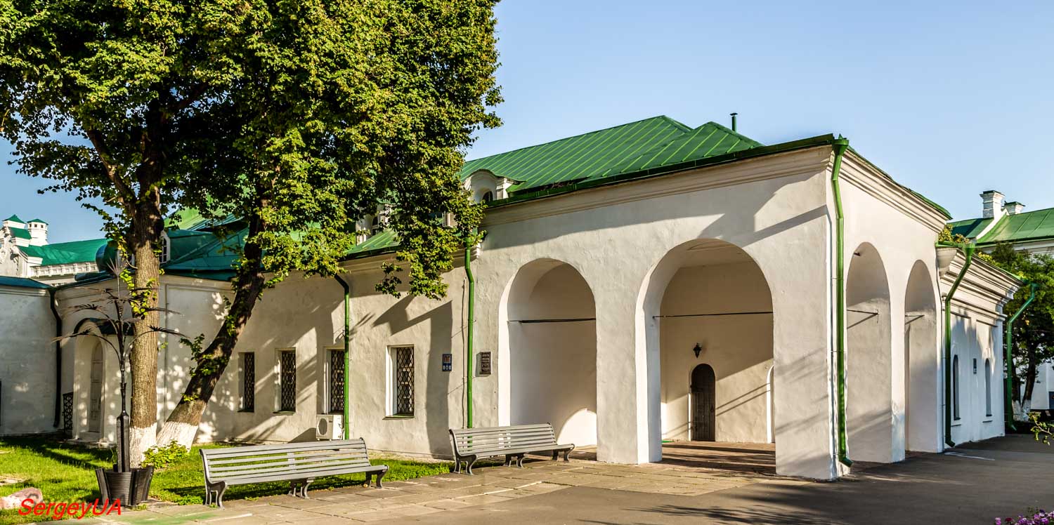 Киев, Лаврская улица, 9 корп. 1