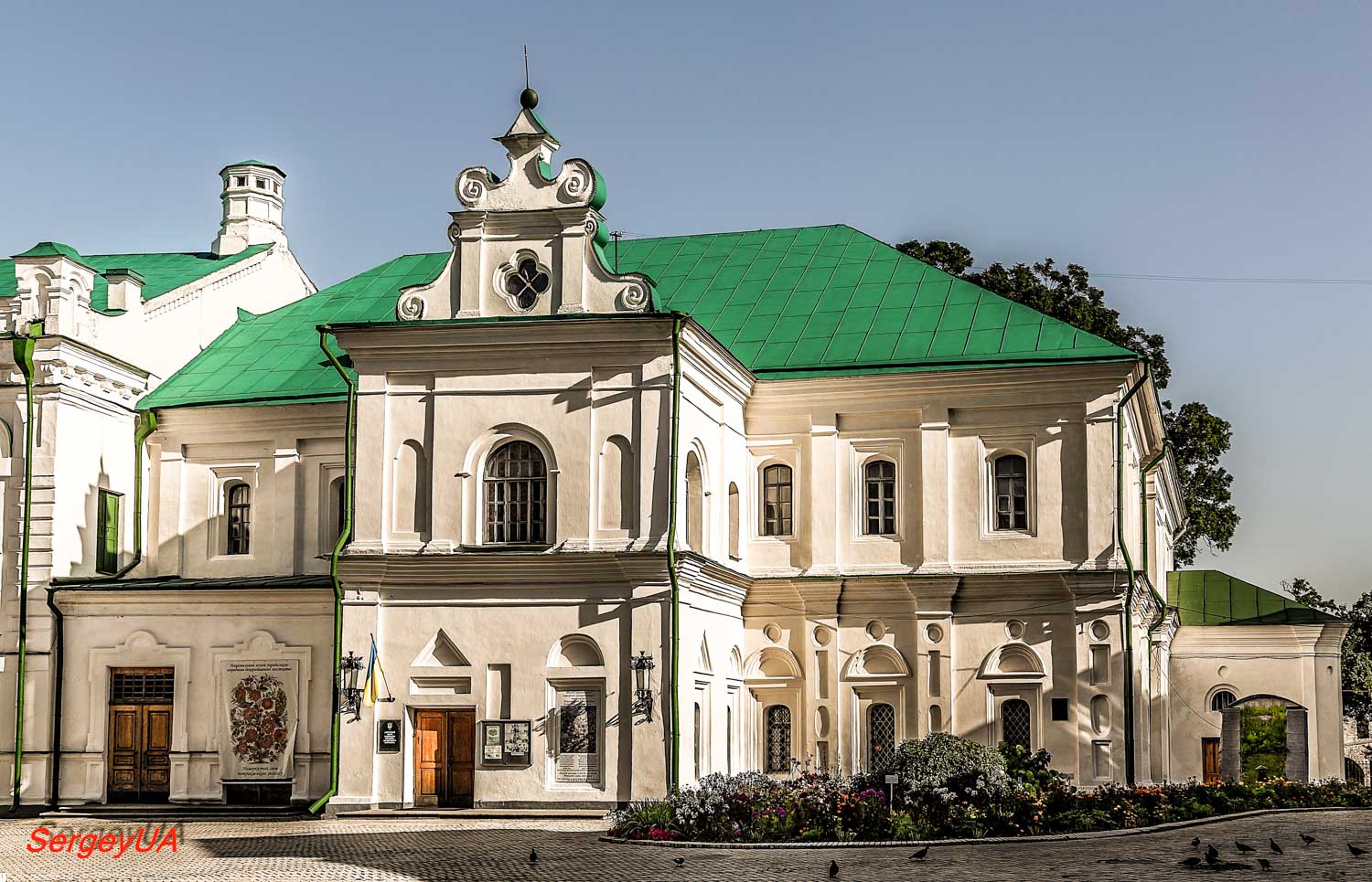 Киев, Лаврская улица, 9 корп. 2