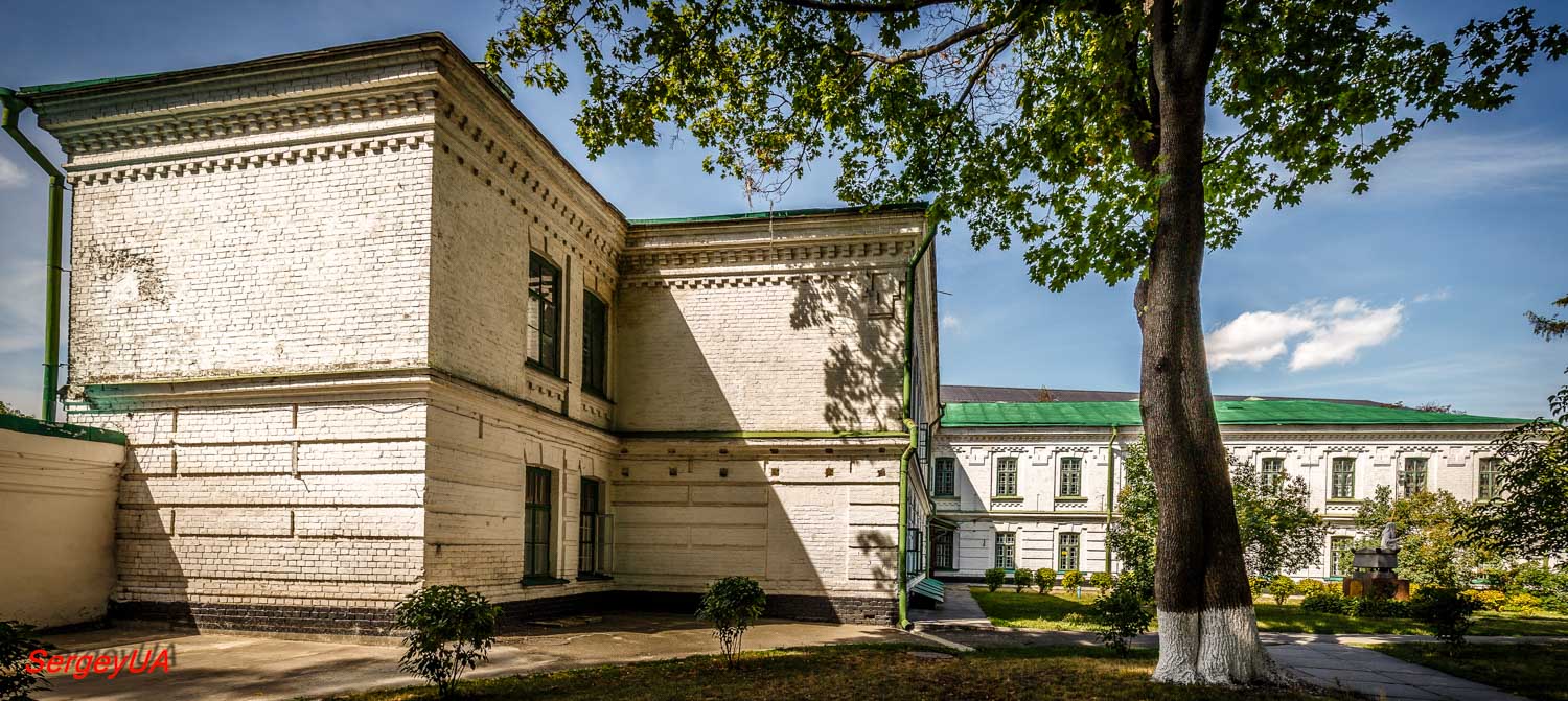 Київ, Лаврская улица, 9 корп. 6