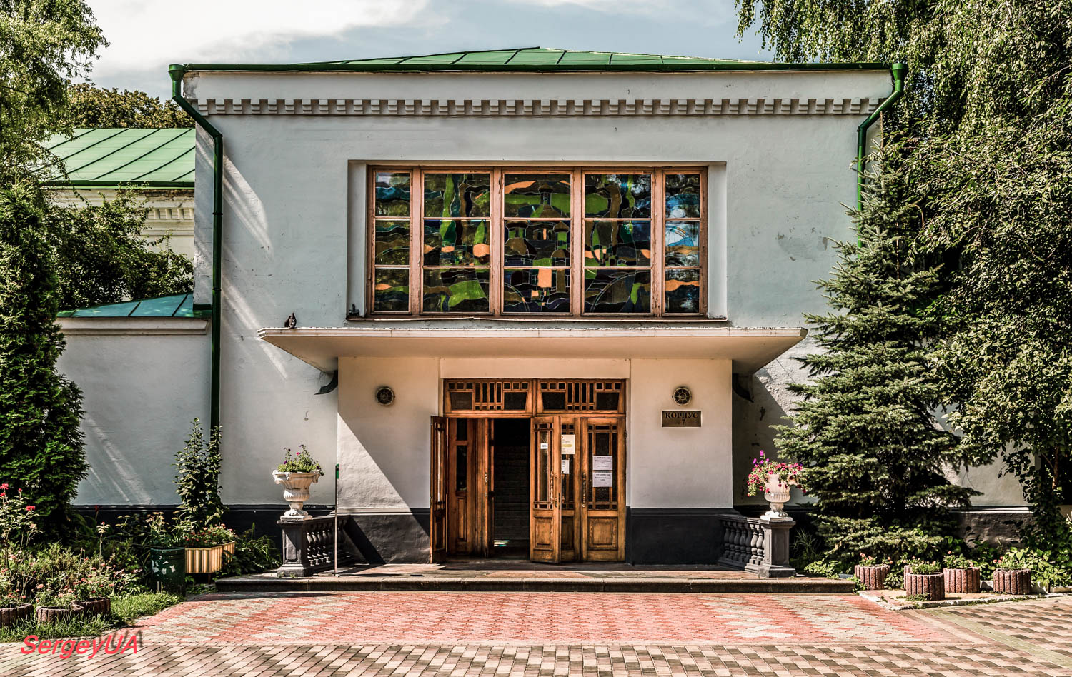 Київ, Лаврская улица, 9 корп. 7