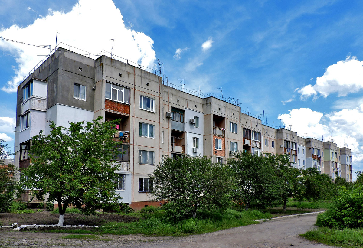 Харьковский район, прочие н.п., с. Котляры, улица Мира, 9