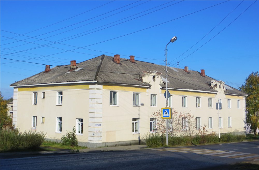 Карпинск, Улица Мира, 40