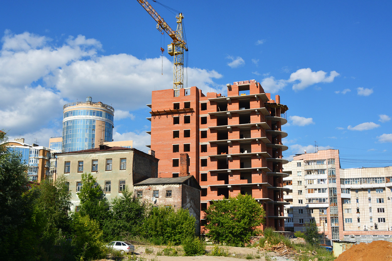 Пермь, Советская улица, 75; Осинская улица, 13