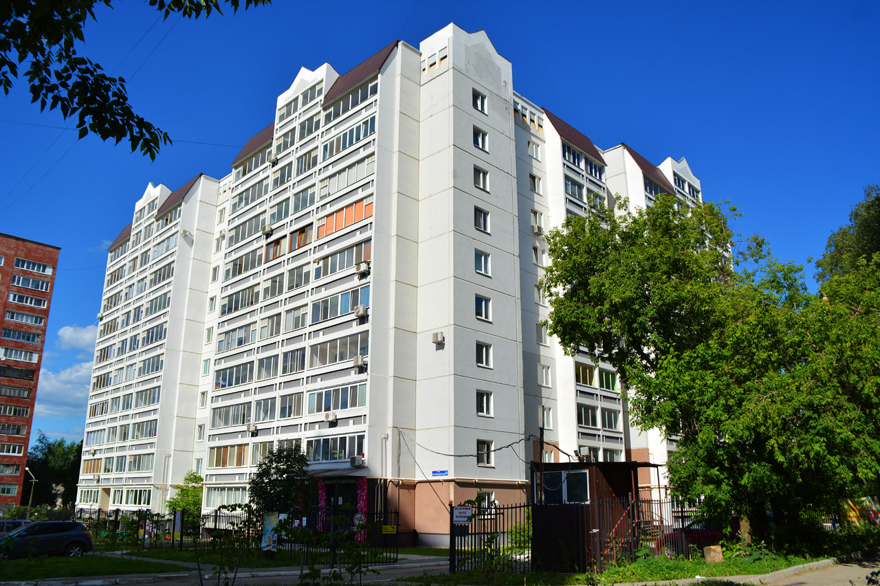 Пермь, Кронштадтская улица, 4