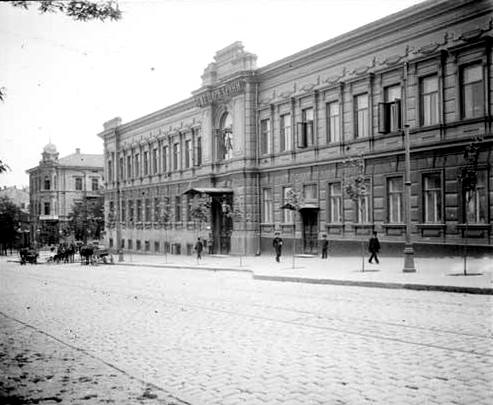 Odesa, Вулиця Жуковського, 11 / Польська вулиця, 20а; Польська вулиця, 17 / Вулиця Жуковського, 9