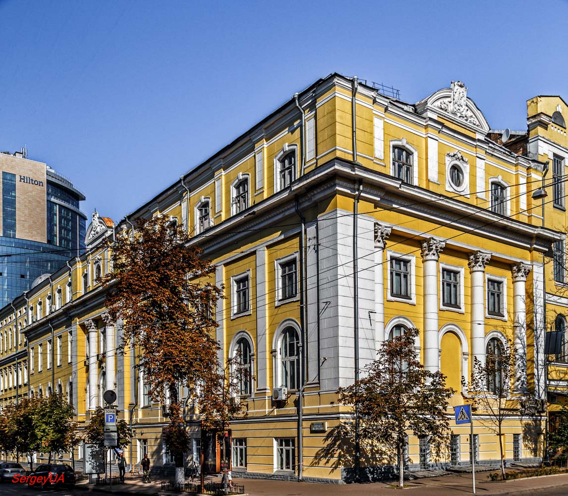 Киев, Бульвар Тараса Шевченко, 22